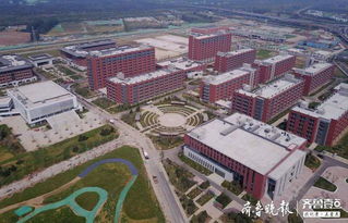 航拍山東第一醫(yī)科大學(xué)濟(jì)南校區(qū) 一年建成如魔術(shù)，電力系統(tǒng)全面安裝