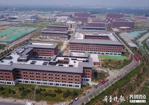 航拍見證奇跡 山東第一醫(yī)科大學(xué)濟(jì)南校區(qū)一年建成，建筑物電力系統(tǒng)安裝完成